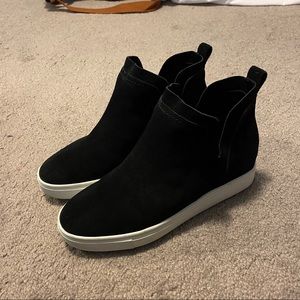Steven by Steve Madden Barker Suede Sneaker